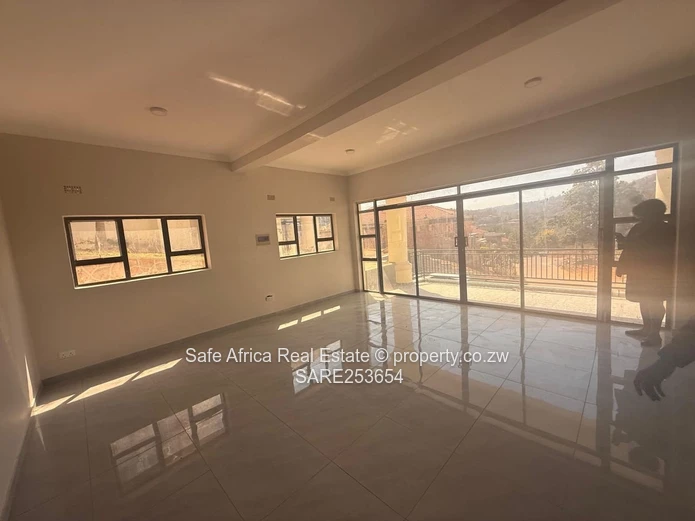 LUXURY 5-BEDROOM VILLA FOR SALE – CARRICK CREAGH   USD 380,000 | 500m² Stand | Title Deed