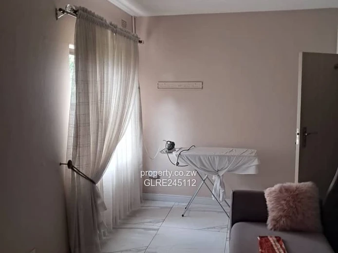 Eastlea 4-Bed Home with Modern Kitchen, Borehole & Garage