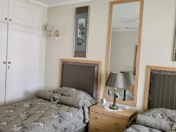 3 Bedroom Flat & Apartment