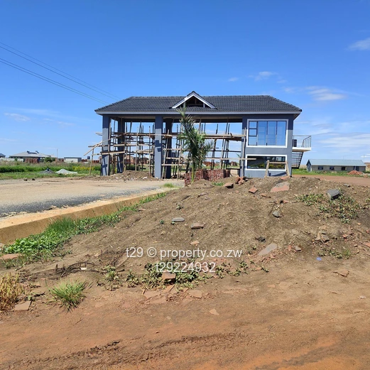 Fairview Haydon shineplus estate stands for sale (Sole Mandate)