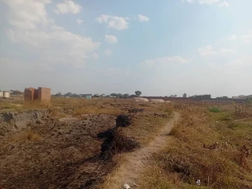 Commercial & Industrial Land