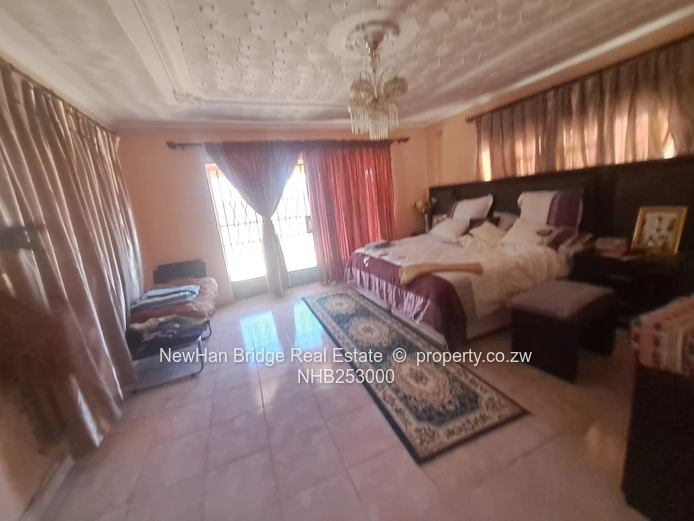 Private Room in Rockview, Harare East, Borehole & 3 Bathrooms (Sole Mandate)