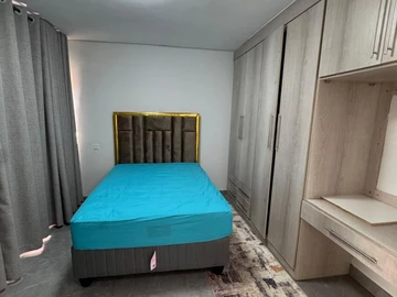 4 Bedroom Garden Flat