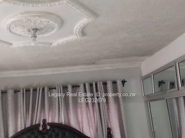 Secure and Comfortable Riverside Home in Glen View 1