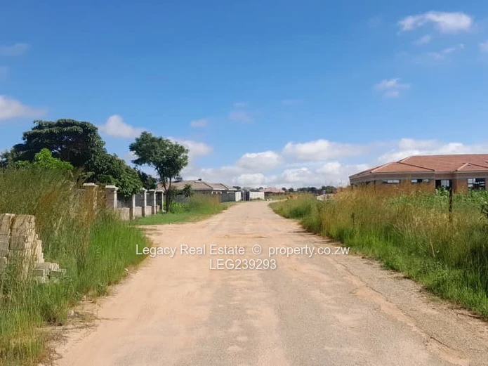 1,200SQM Stand For Sale in Invelengus Ruwa Opposite Damofalls.