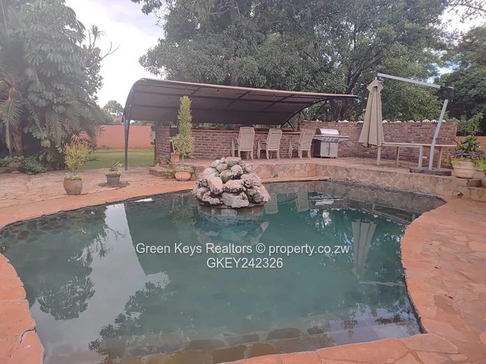 Spacious 6-Bed Mandara Home, Harare East — Mezzanine & AC