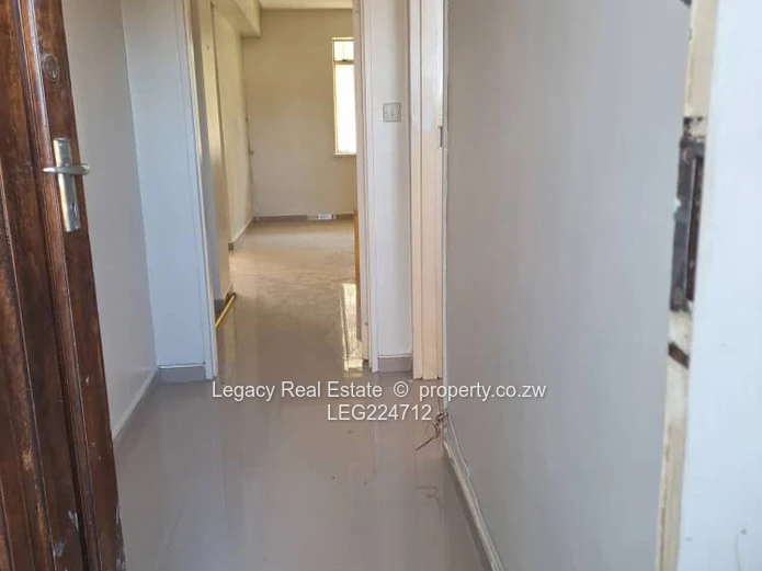Stirling Heights 2-Bedroom Flat for Rent – Avenues