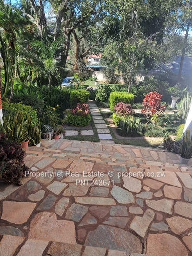 Lovely family home!!!