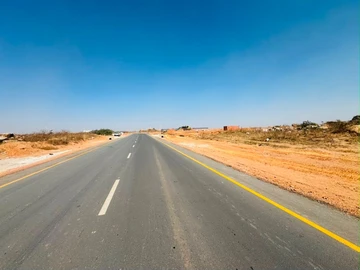 Commercial & Industrial Land
