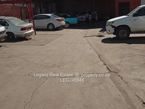 Strategic Warehouse And Office Complex Near Bulawayo CBD,High-Yield Commercial Property For Sale.