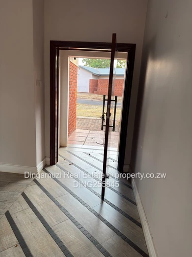 Family Home in Helensview 