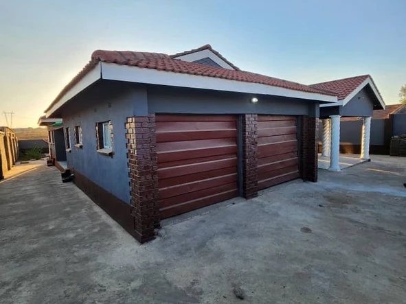 5 Bedroom Townhouse Complex