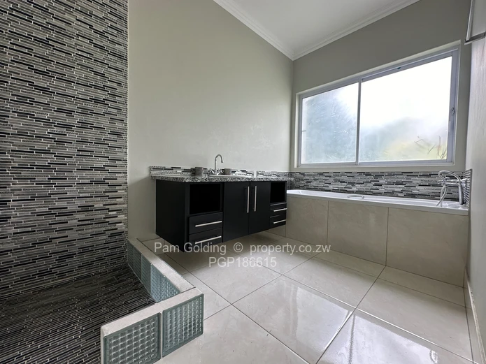 Stunning 3 Bedroom Home to Rent - Arlington Estate 