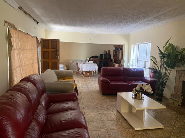 8 Bedroom House