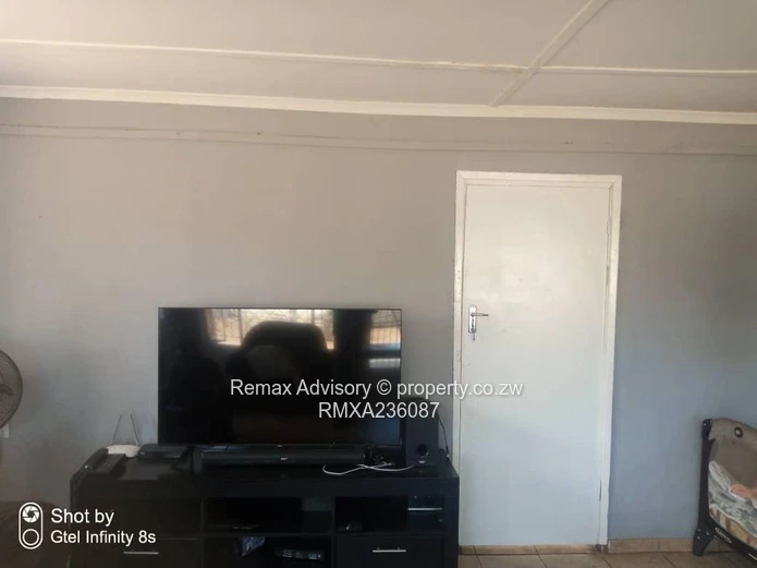 Queens Park West Gem: 3-Bedroom Home On 1143sqm