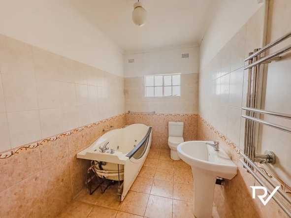 5 Bedroom Townhouse Complex