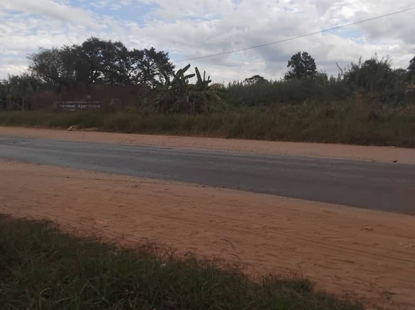 Commercial & Industrial Land