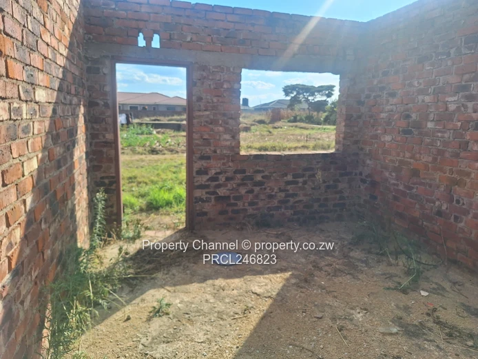 Unfinished 4-Bed Shell with Garage & En-Suite in Glaudina