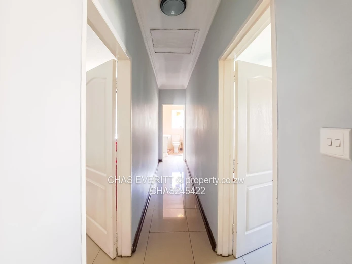 Three  Bedroomed Garden Flat In Highlands 