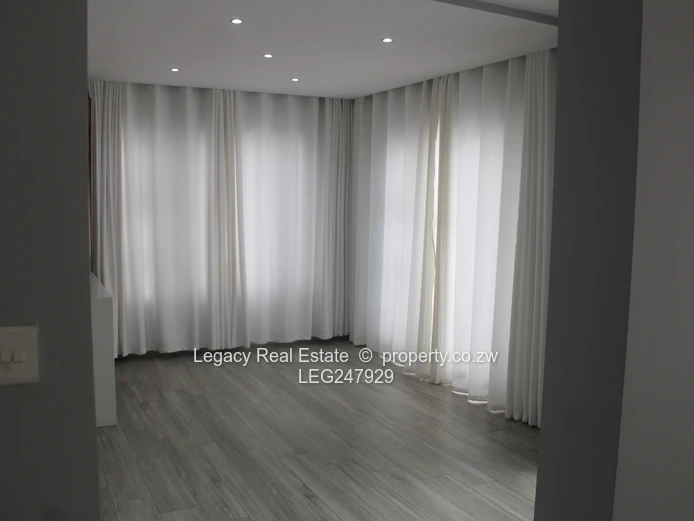 Beautiful Modern Home With Borehole In Mabvazuva,Stylish Family Residence With Modern Finishes