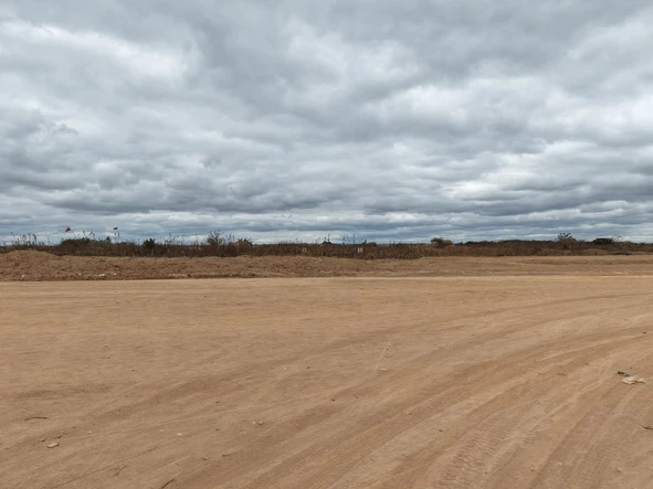 Commercial & Industrial Land