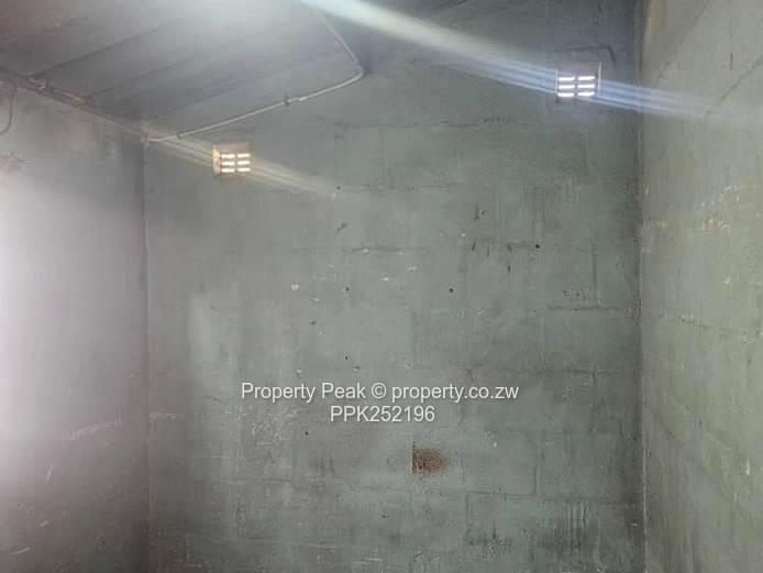 Glen Norah Main Road 2-Bed Home — Walled Yard, Good ZESA