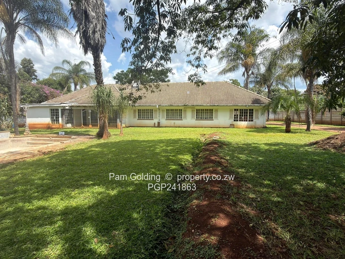 Kumalo- Spacious property with renovation potential (Sole Mandate)