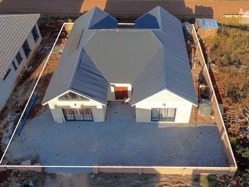 4 Bedroom House