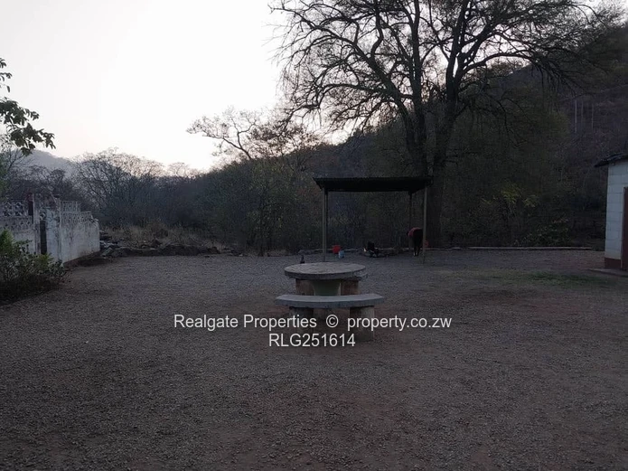 For Sale | Noevale, Zvishavane $100 000