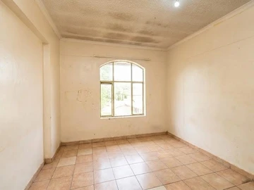 3 Bedroom Flat & Apartment