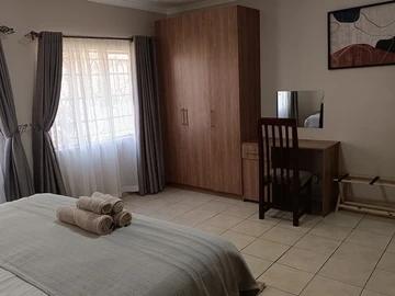 2 Bedroom Garden Flat