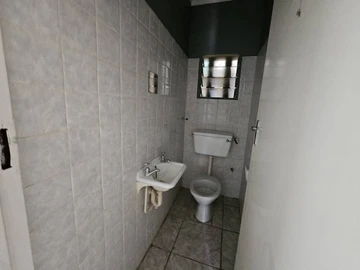 3 Bedroom Garden Flat