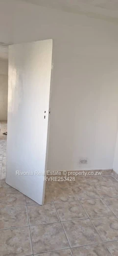 Secure 2-Bed Home with Flatlet & Tiled Interiors — Lenana Park