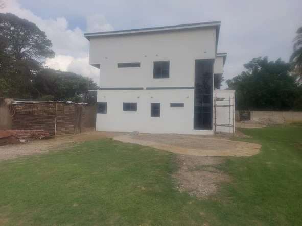 4 Bedroom Garden Flat