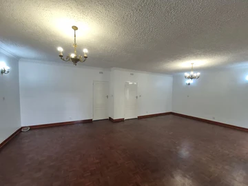 3 Bedroom Garden Flat