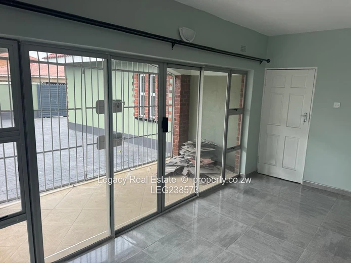 Beautiful 4-Bedroom House To Rent In New Zengeza 5