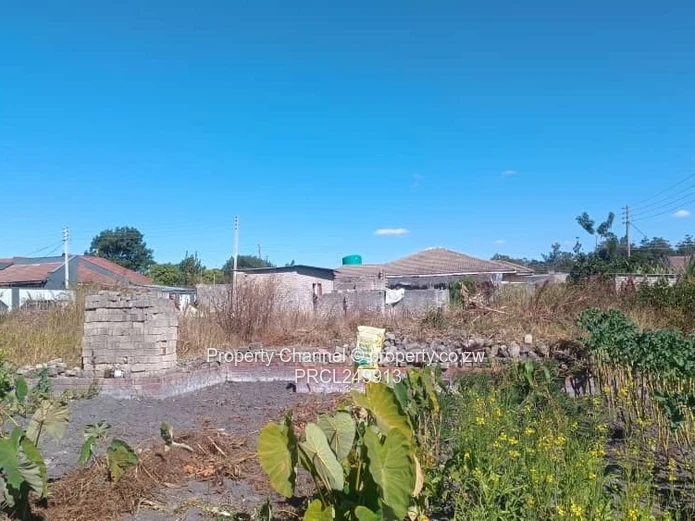 Stand for Sale – Ready to Build with Existing Slab and Title Deeds