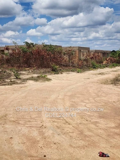 Rivercrest - Stand for Sale