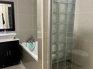 2 Bedroom Garden Flat