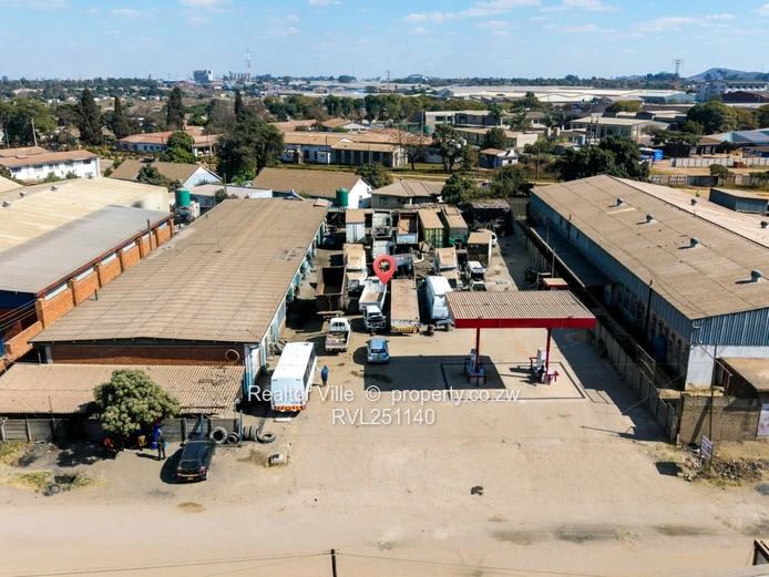 Ardbennie Industrial Yard: 1450m² Factory on 3200m² 