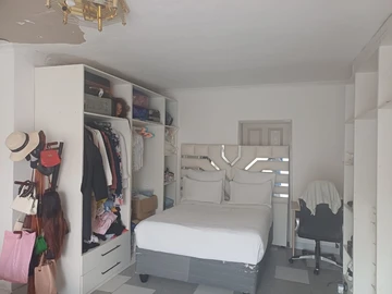 4 Bedroom Garden Flat