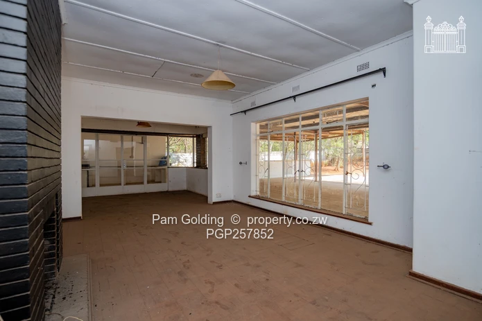 Excellent Renovation and Development Potential – Arcturus Road (Sole Mandate)