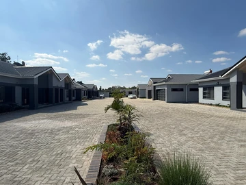 3 Bedroom Townhouse Complex