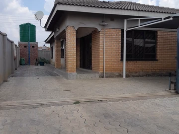 4 Bedroom House