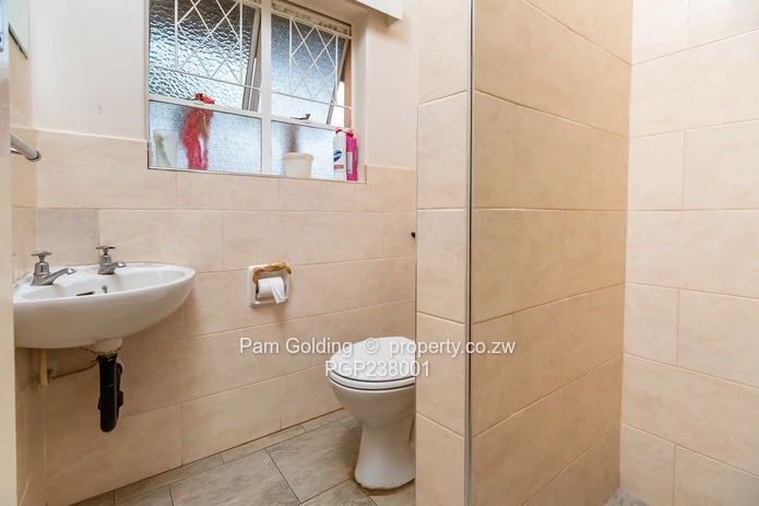 Perfect Starter Home in Cranborne (Sole Mandate)