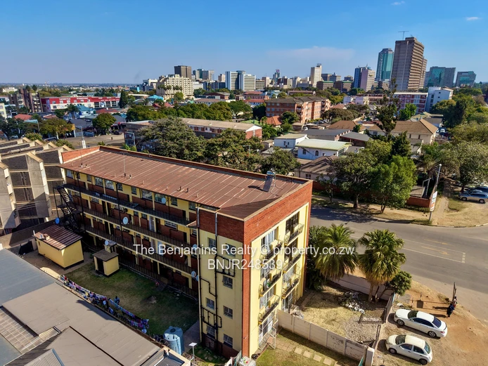 Neat 2bedroom duplex flat for sale