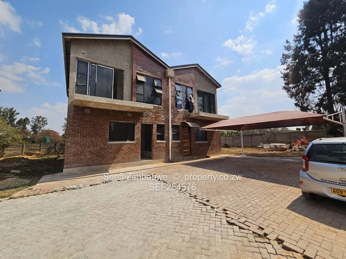 To Let: Modern 3-Bed Duplex in Helensvale | Full Solar Backup & AC