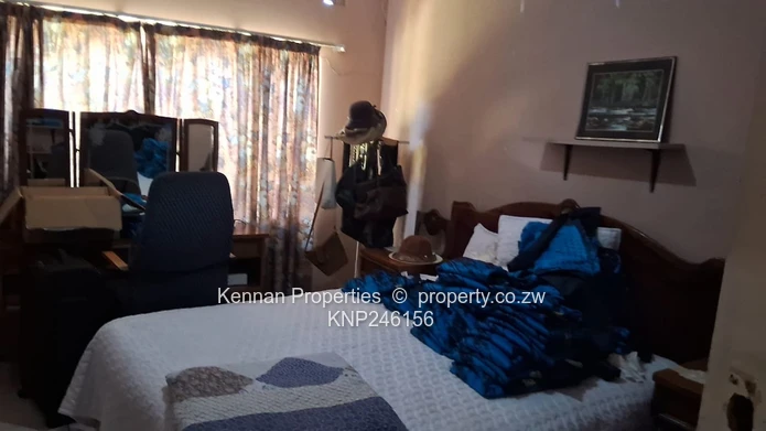 Family Place in Fab Location! (Sole Mandate)