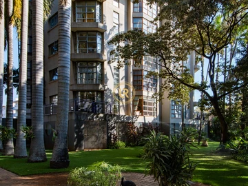 3 Bedroom Flat & Apartment