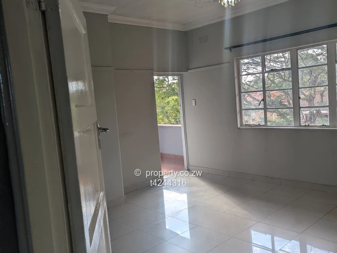 Belvedere Show ground 2 bedroom flat to rent 